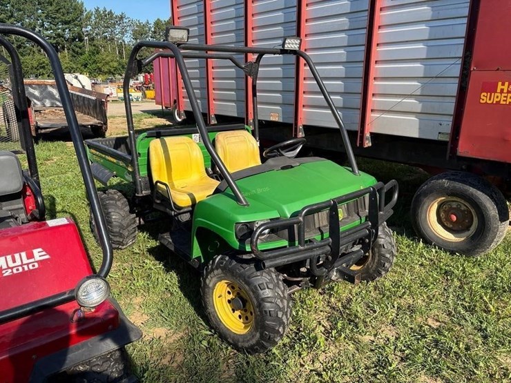 john-deere-gator-image-1