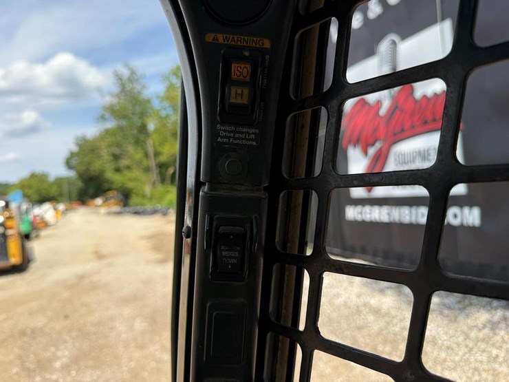 2019-bobcat-s595-image-26