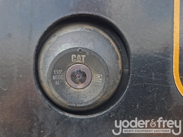 2020-caterpillar-272d-image-38
