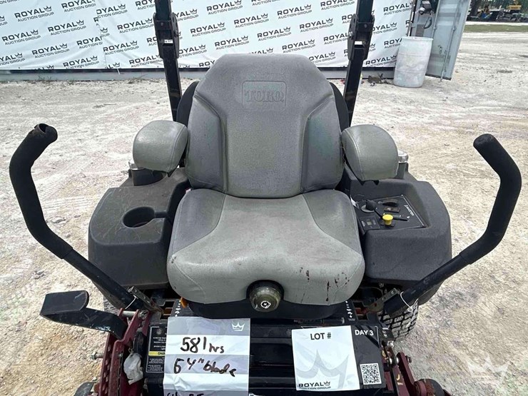 toro-54in-zero-turn-commercial-mower-image-16