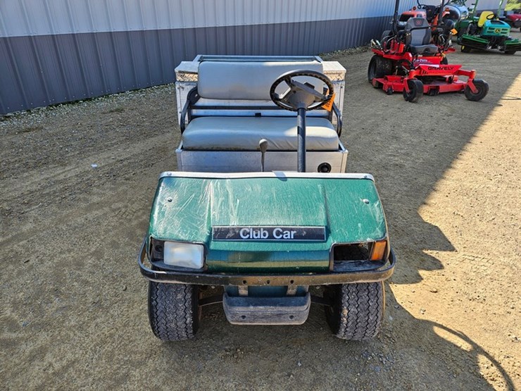 club-car-turf-2-image-8