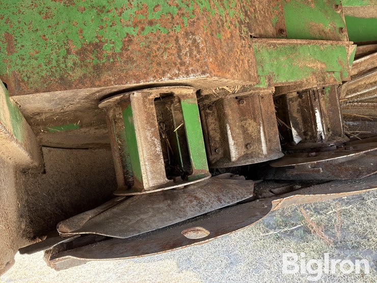 2011-john-deere-r450-image-19