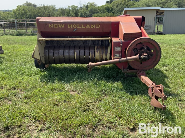 new-holland-270-image-2