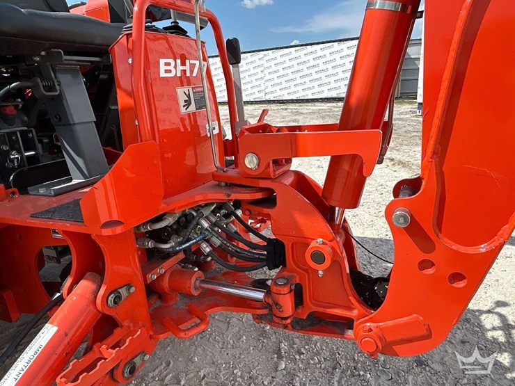 2024-kubota-l2502hst-image-18