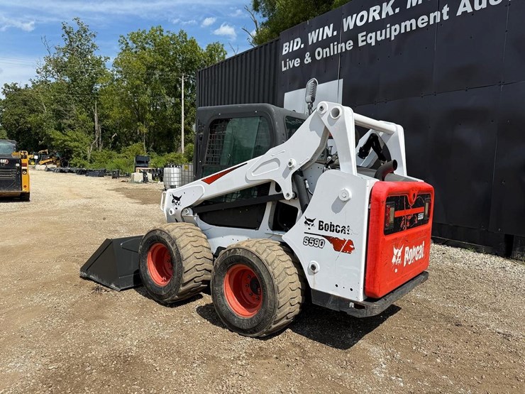 2018-bobcat-s590-image-2