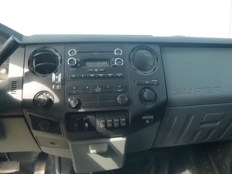 2012-ford-f350-image-12
