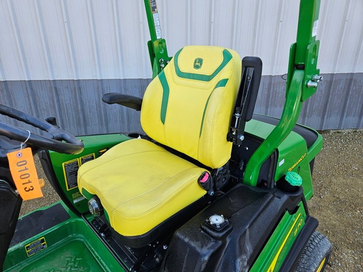 2023-john-deere-1570-image-28