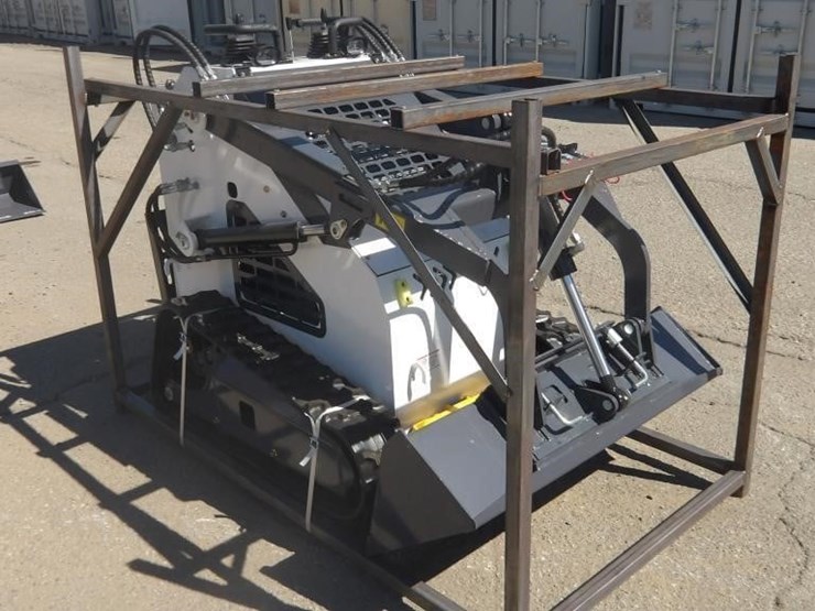 2026-zjz-380-skid-steer-track-loader-image-2
