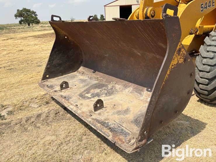 deere-544e-image-16