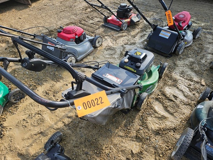 #22-•-john-deere-push-mower-image-3