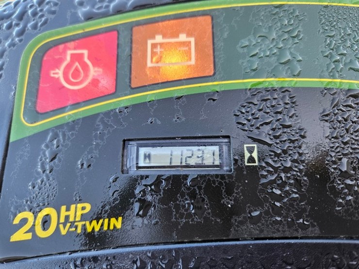 john-deere-245-image-28
