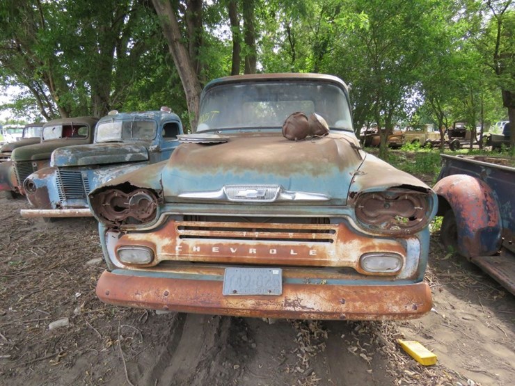 1958-chevrolet-apache-image-2