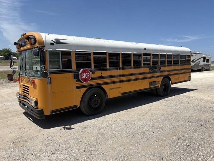 l3---1989-bluebird-school-bus-image-1