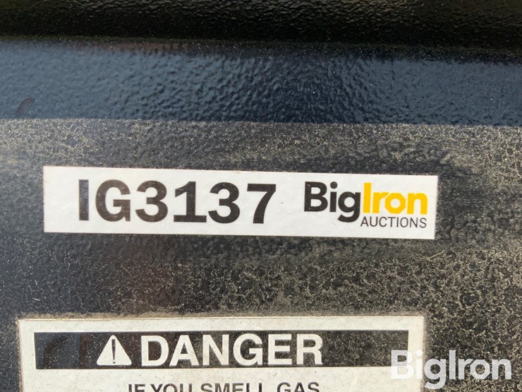 rv-black-range-hood-image-11