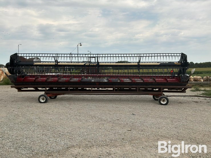 2005-case-ih-1020-image-2