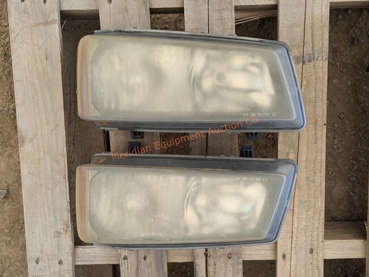 2--sets-of-chevrolet-cat-eye-headlights-image-11