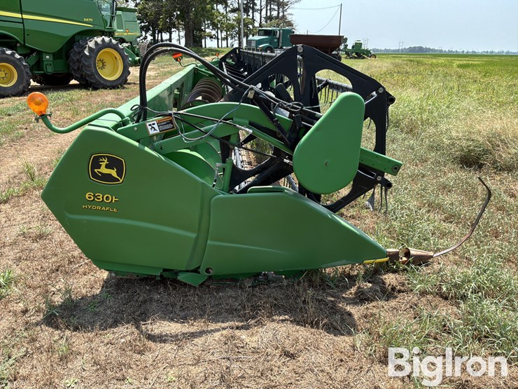 2004-john-deere-630f-image-4