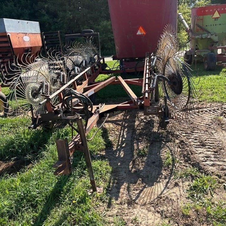 H&S 12 wheel Bi Fold Rake