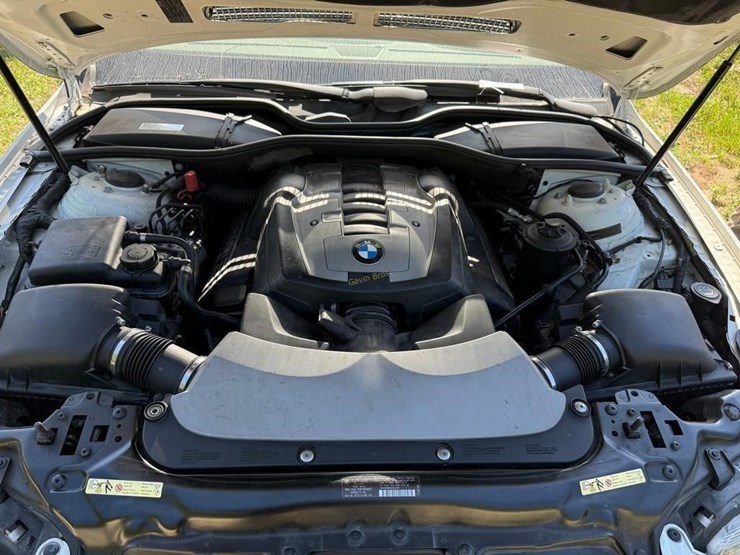 2008-bmw-750-li-car-image-6