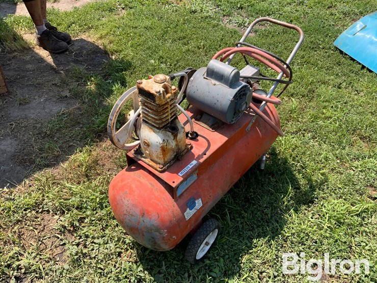 springfield-44a5-air-compressor-image-1