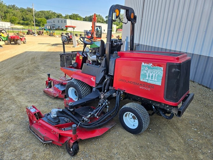 toro-groundsmaster-4000d-image-3