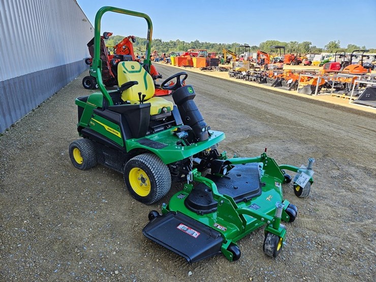 2023-john-deere-1570-image-7
