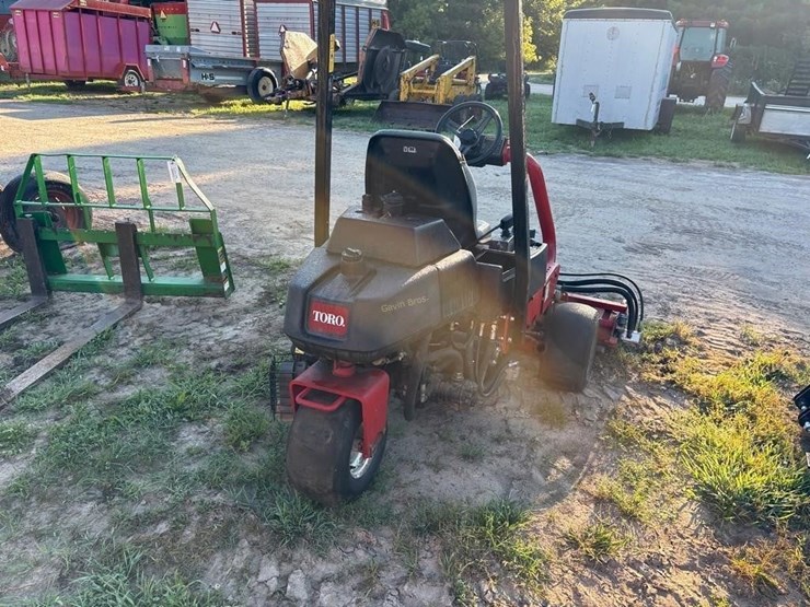 toro-greensmaster-3150-image-6