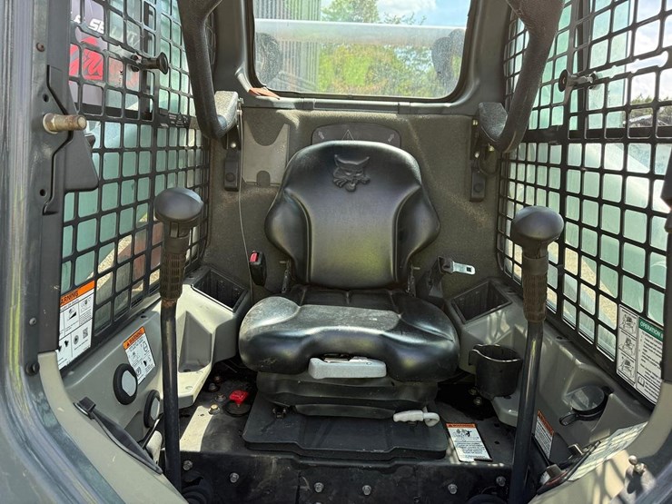 2018-bobcat-s590-image-17