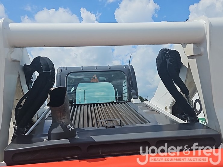 2022-bobcat-t870-image-19