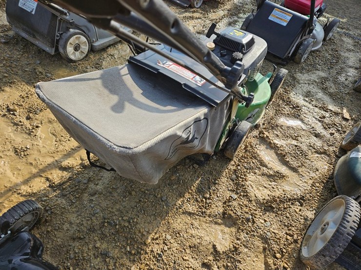 #22-•-john-deere-push-mower-image-10