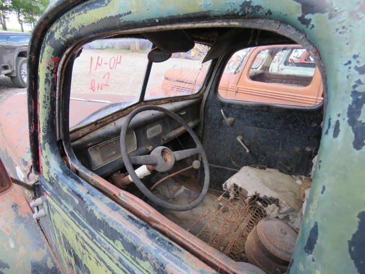 1940/1-ford-1/2-ton-pickup-image-4