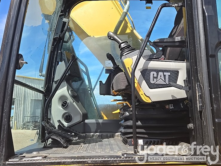2019-caterpillar-336-image-71
