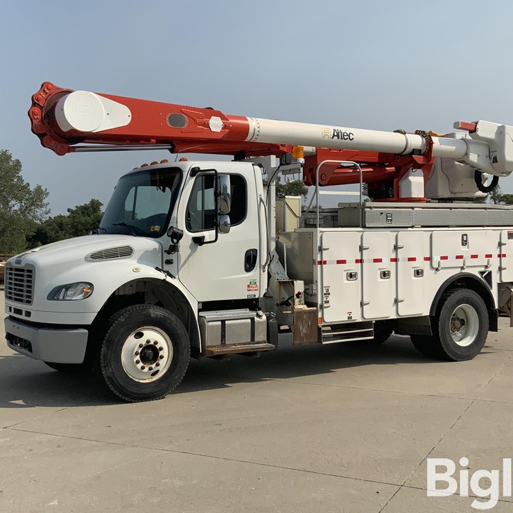 2015 FREIGHTLINER M2 106