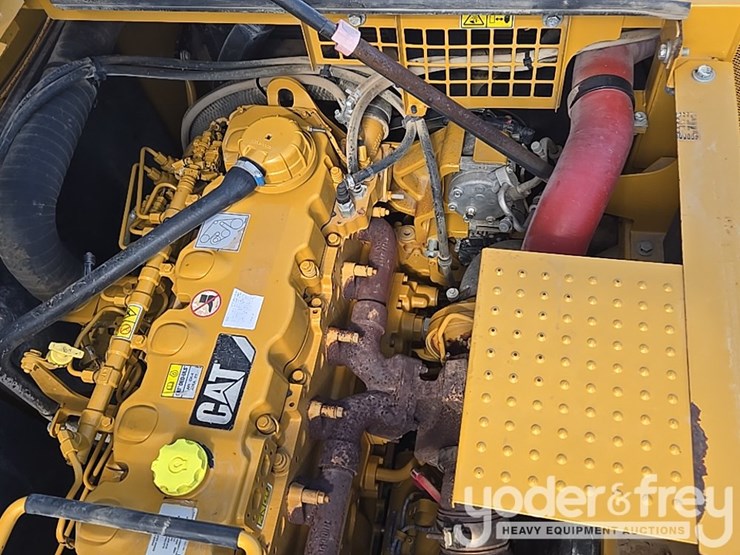 2019-caterpillar-336-image-61