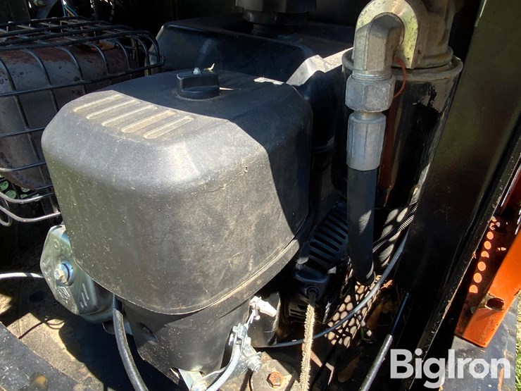 agt-industrial-mini-excavator-image-16