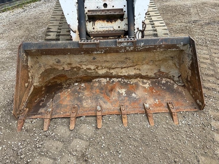 2007-bobcat-t320-image-9