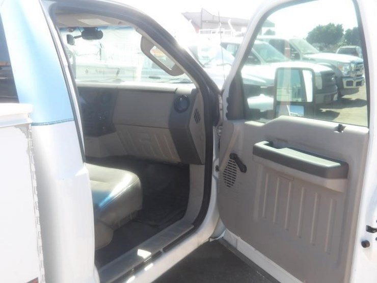 2010-ford-f250-image-13