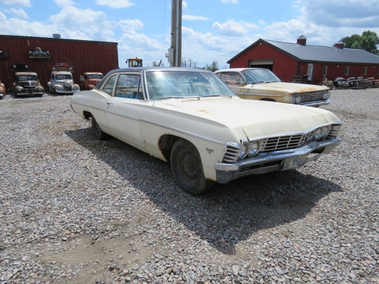 1967-chevrp;et-belair-2dr-sedan-image-4