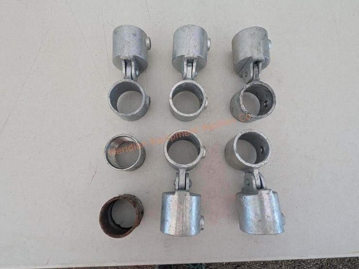 2"-galvanized-angle-brackets-image-1