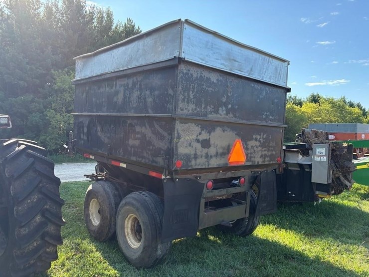 goose-neck-gravity-box-trailer-image-6