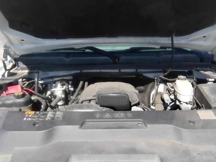 2013-chevrolet-silverado-2500-image-9