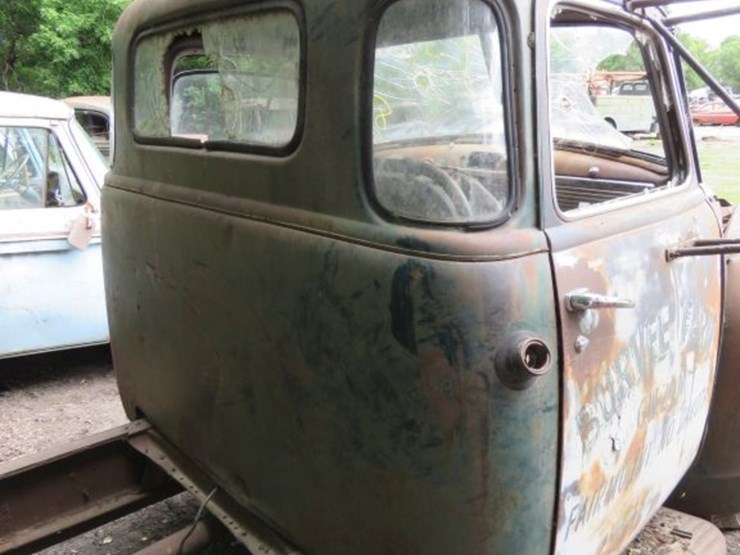 1950-chevrolet-truck-with-5-window-cab-image-5