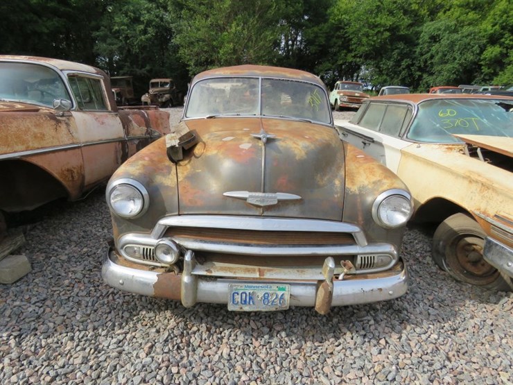 1951-chevrolet-styleline-deluxe-2dr-sedan-image-2