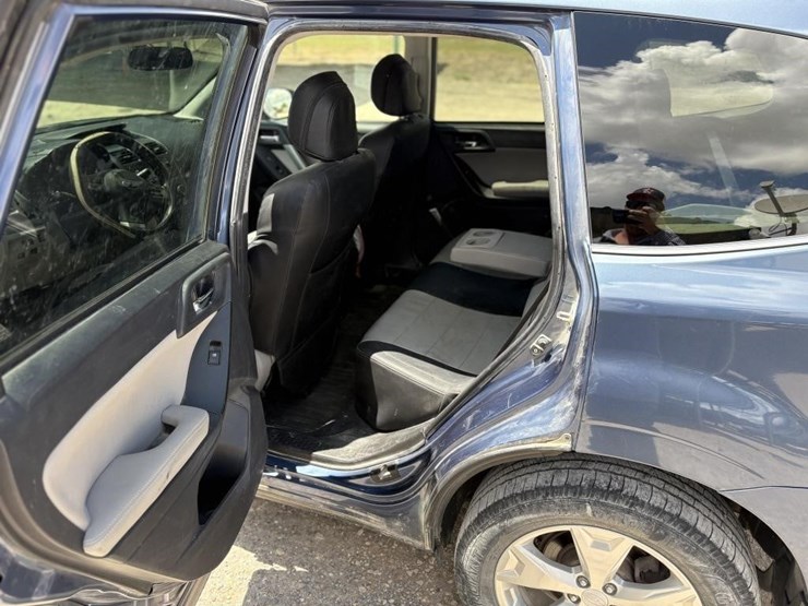 2014-subaru-forester-image-13