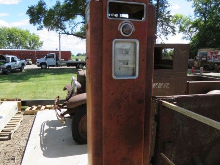 double-sided-computing-gas-pump-image-5