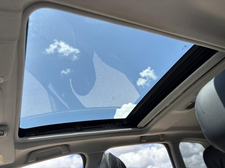 2014-subaru-forester-image-26