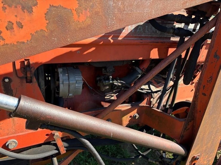 allis-chalmers-d15-series-ii-tractor-image-9