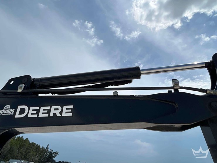 2023-deere-35g-image-18
