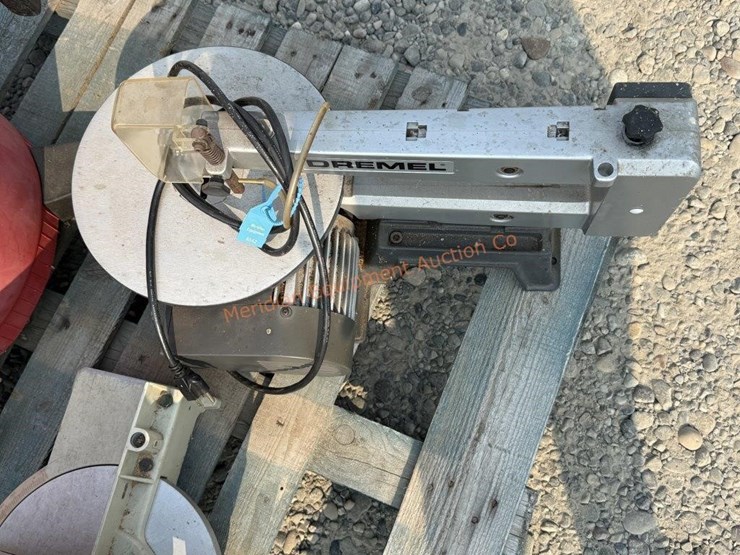 shop-&-tool-lot---see-description-image-8
