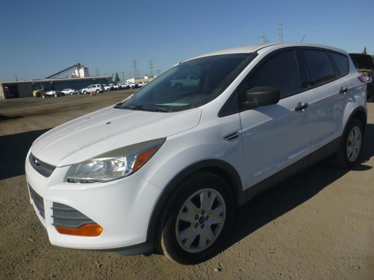 2014-ford-escape-image-1